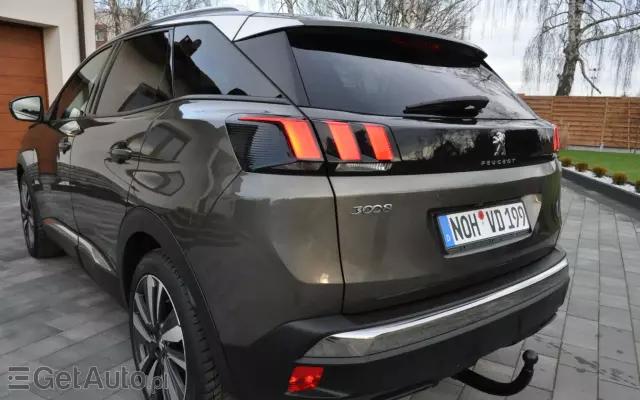 PEUGEOT 3008 1.5 BlueHDi Allure S&S