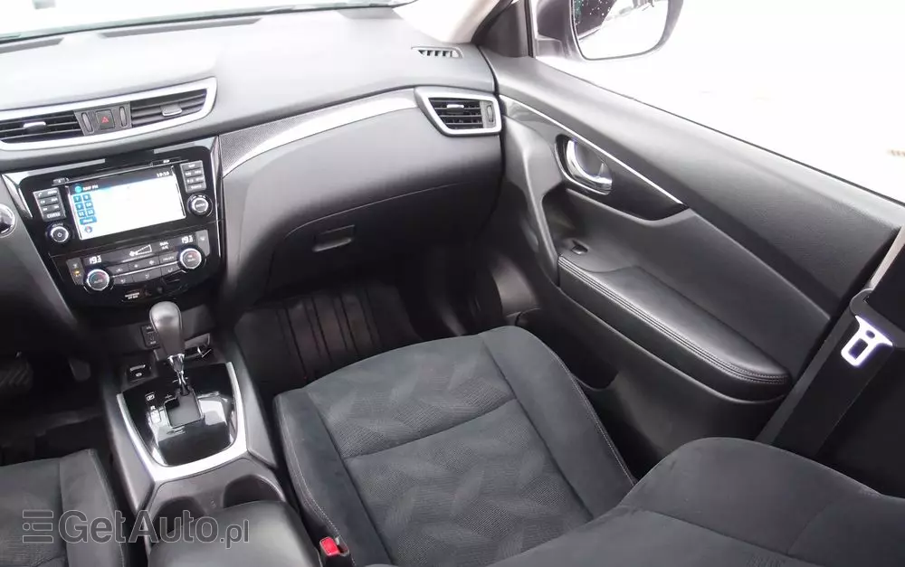 NISSAN X-Trail 2.0 dCi N-Vision Xtronic 4WD