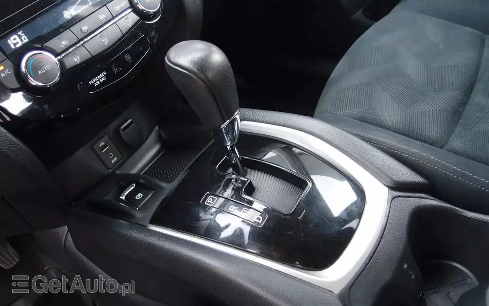 NISSAN X-Trail 2.0 dCi N-Vision Xtronic 4WD