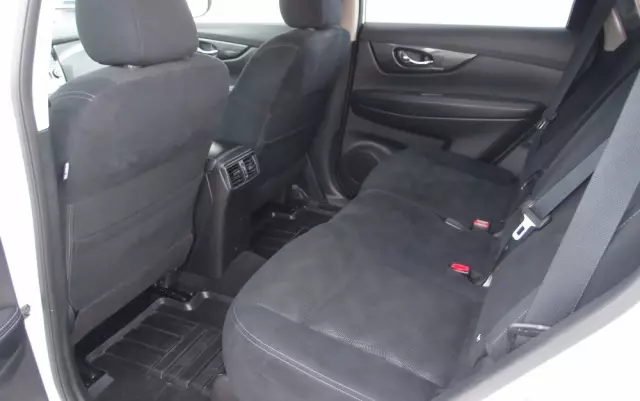 NISSAN X-Trail 2.0 dCi N-Vision Xtronic 4WD