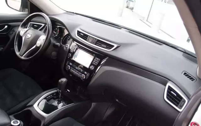 NISSAN X-Trail 2.0 dCi N-Vision Xtronic 4WD