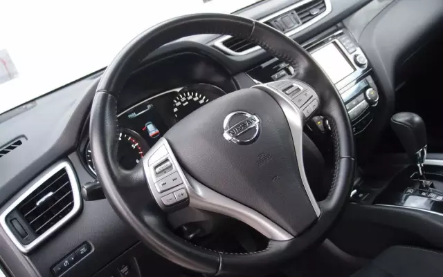 NISSAN X-Trail 2.0 dCi N-Vision Xtronic 4WD