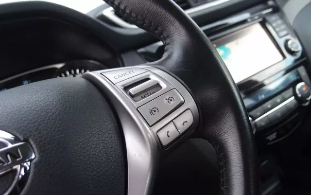 NISSAN X-Trail 2.0 dCi N-Vision Xtronic 4WD