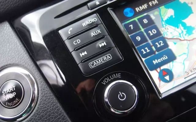 NISSAN X-Trail 2.0 dCi N-Vision Xtronic 4WD