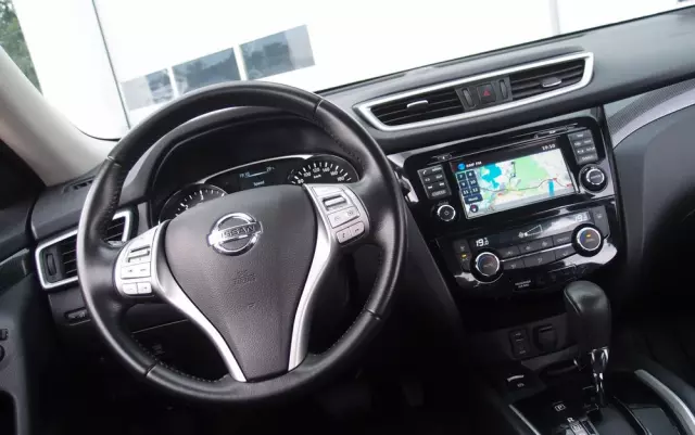 NISSAN X-Trail 2.0 dCi N-Vision Xtronic 4WD