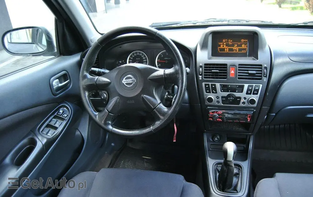 NISSAN Almera 