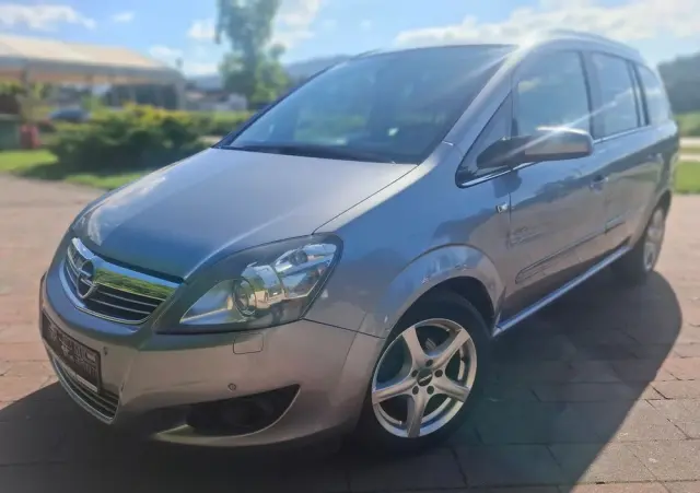 OPEL Zafira 1.8 Easytronic Family Plus