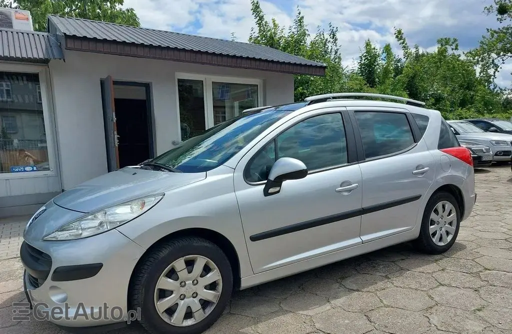 PEUGEOT 207 