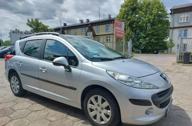 PEUGEOT 207 