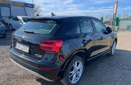 AUDI Q2 