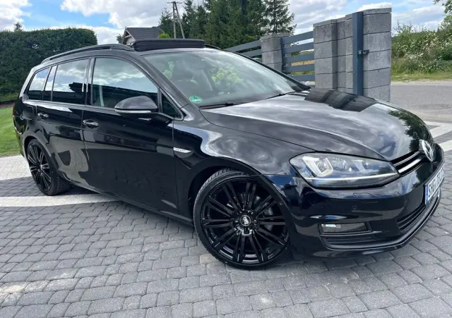 VOLKSWAGEN Golf 2.0 TDI 4Motion BlueMotion Technology Cup