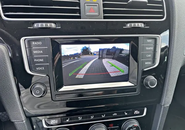 VOLKSWAGEN Golf 2.0 TDI 4Motion BlueMotion Technology Cup