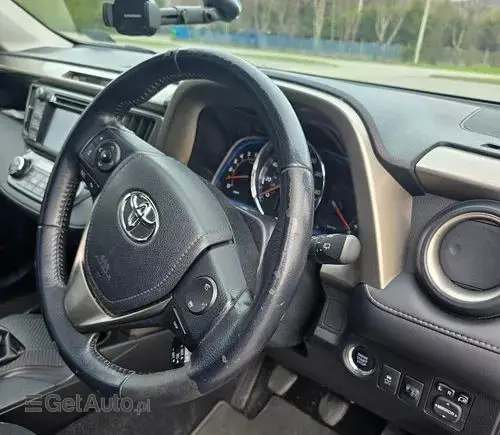 TOYOTA Rav 4 