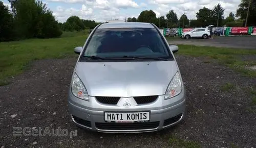 MITSUBISHI Colt 