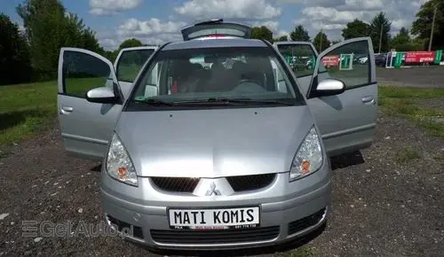 MITSUBISHI Colt 