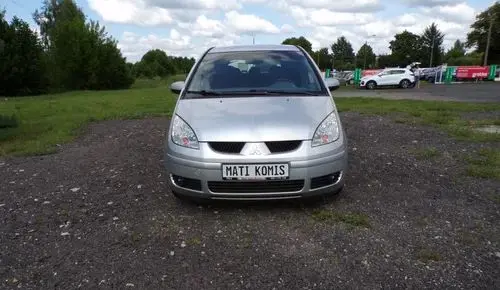 MITSUBISHI Colt 