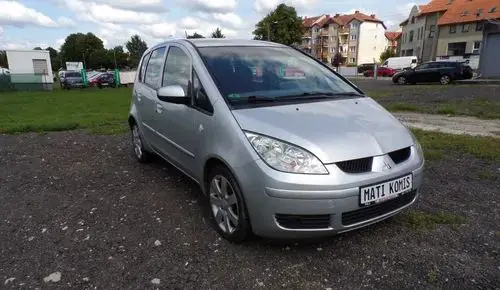MITSUBISHI Colt 