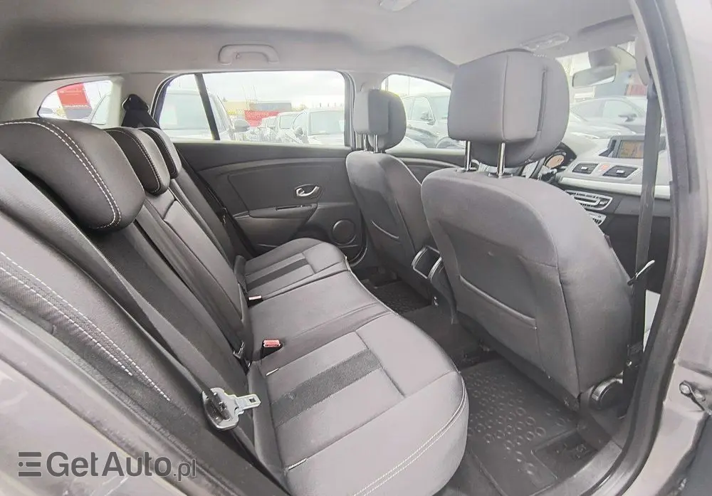 RENAULT Megane 1.4 16V TCE Privilege