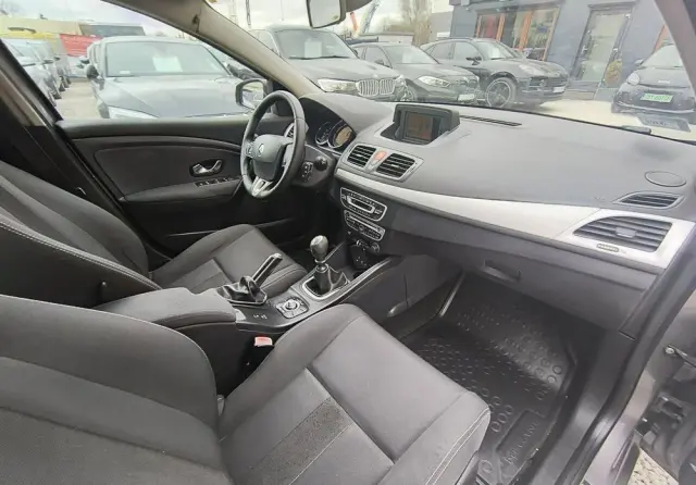 RENAULT Megane 1.4 16V TCE Privilege