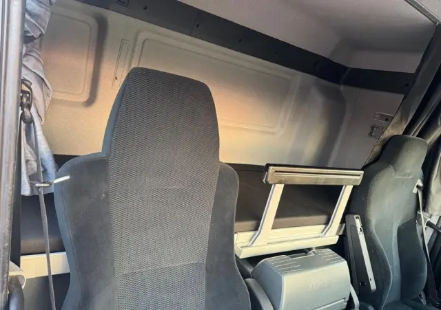 MAN TGM18.290 4x2 ACC/ CHłODNIA Z WINDĄ /CARRIER 850MT /SYPIALKA / EURO6/ASO 