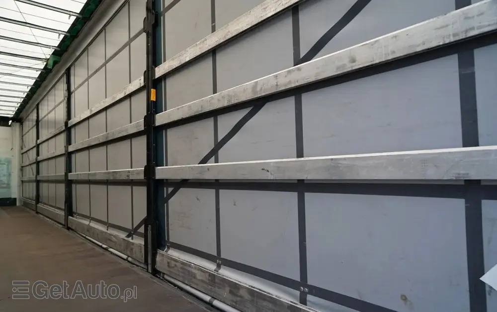 WIELTON FIRANKA / STANDARD / OŚ PODNOSZONA / DACH PODNOSZONY / SAF 