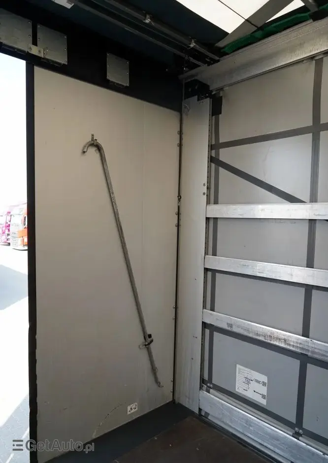 WIELTON FIRANKA / STANDARD / OŚ PODNOSZONA / DACH PODNOSZONY / SAF 