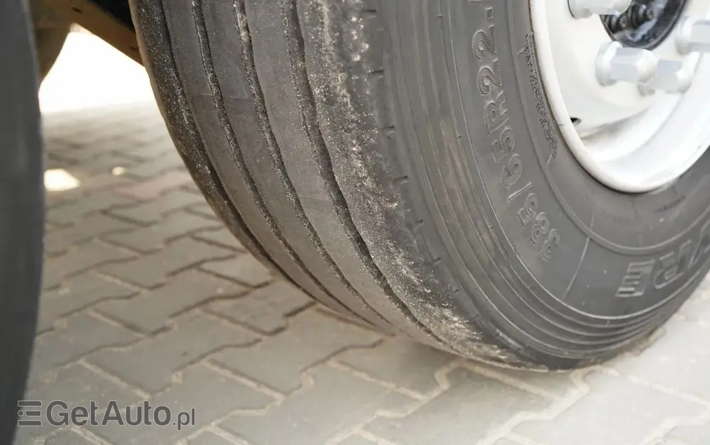 WIELTON FIRANKA / STANDARD / OŚ PODNOSZONA / DACH PODNOSZONY / SAF 