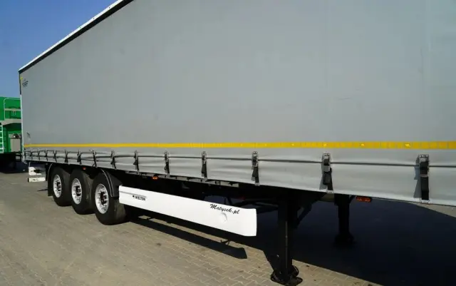 WIELTON FIRANKA / STANDARD / OŚ PODNOSZONA / DACH PODNOSZONY / SAF 