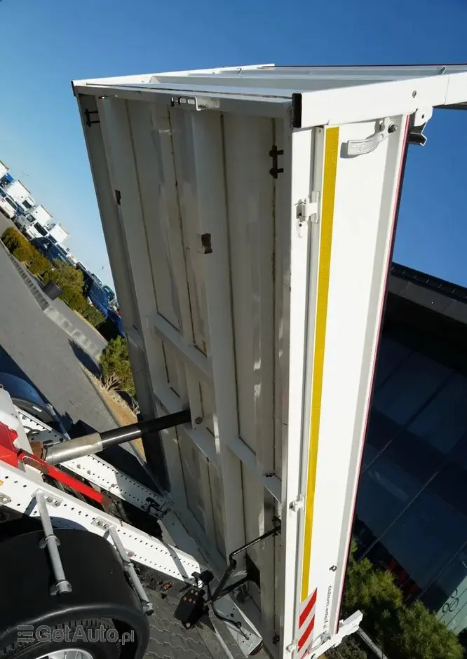 RENAULT MAXITY  DTI 130 / WYWROTKA TYLNOZSYPOWA 3,2 M / BLIŹNIAK / MANUAL / 3 MIEJSCA / SPROWADZONY 