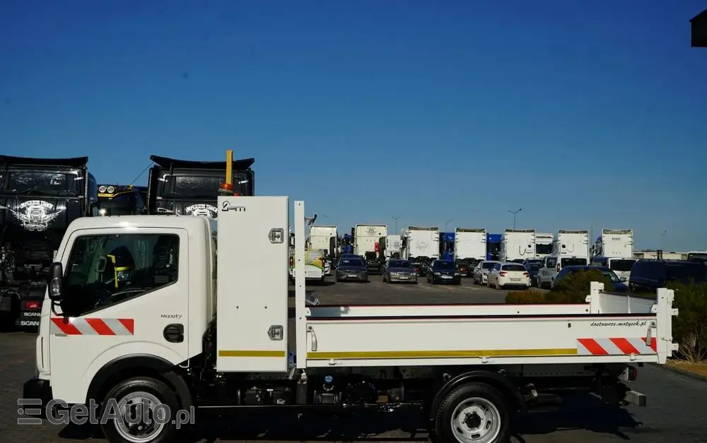 RENAULT MAXITY  DTI 130 / WYWROTKA TYLNOZSYPOWA 3,2 M / BLIŹNIAK / MANUAL / 3 MIEJSCA / SPROWADZONY 