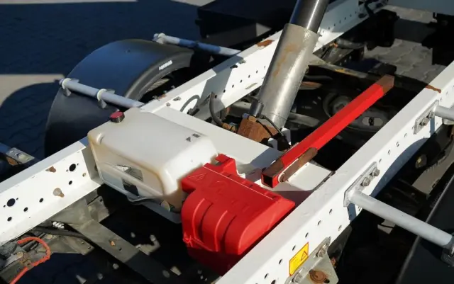 RENAULT MAXITY  DTI 130 / WYWROTKA TYLNOZSYPOWA 3,2 M / BLIŹNIAK / MANUAL / 3 MIEJSCA / SPROWADZONY 