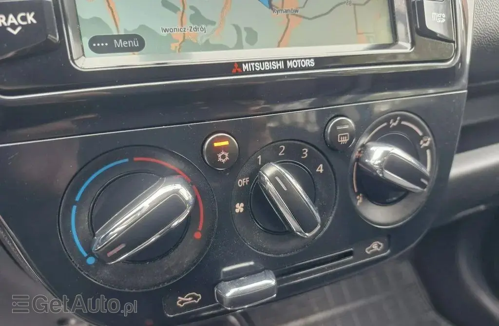 MITSUBISHI Space Star 