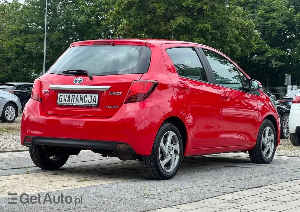 TOYOTA Yaris 