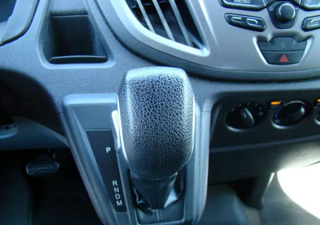 FORD Transit L2H2 VA Autm Limited