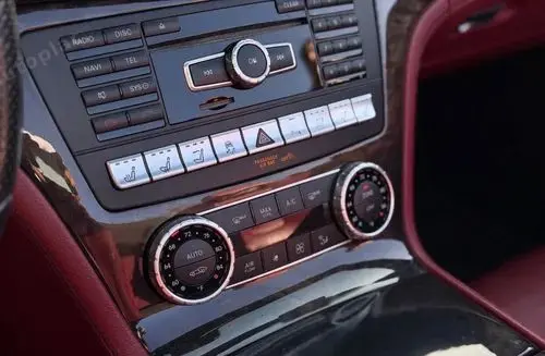 MERCEDES-BENZ SL 