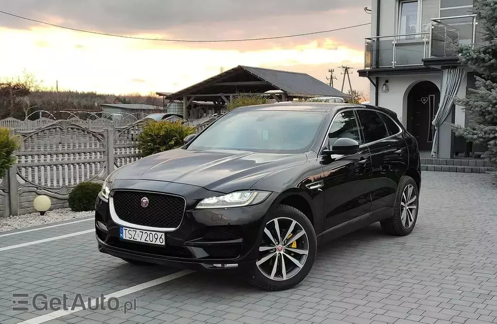 JAGUAR F-Pace 