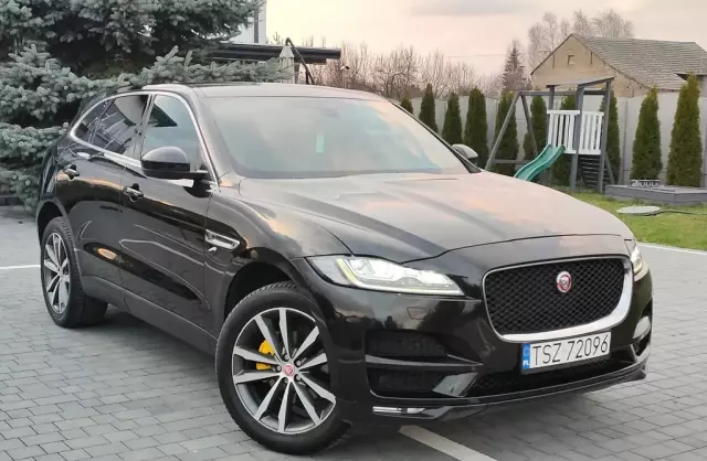 JAGUAR F-Pace 