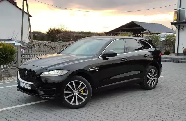 JAGUAR F-Pace 
