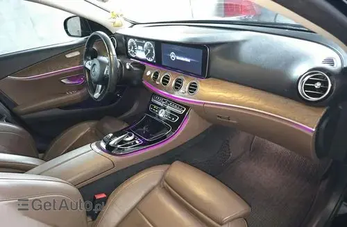 MERCEDES-BENZ Klasa E 