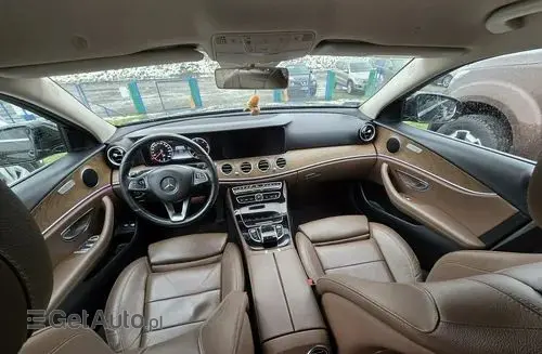 MERCEDES-BENZ Klasa E 