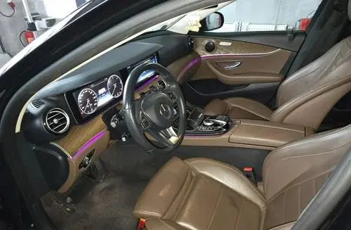 MERCEDES-BENZ Klasa E 