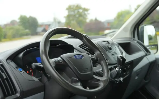 FORD TRANSIT 2.2 Salon PL / IZOTERMA IGLOOCAR / SUPER STAN! 