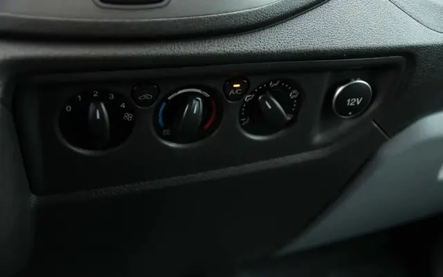 FORD TRANSIT 2.2 Salon PL / IZOTERMA IGLOOCAR / SUPER STAN! 