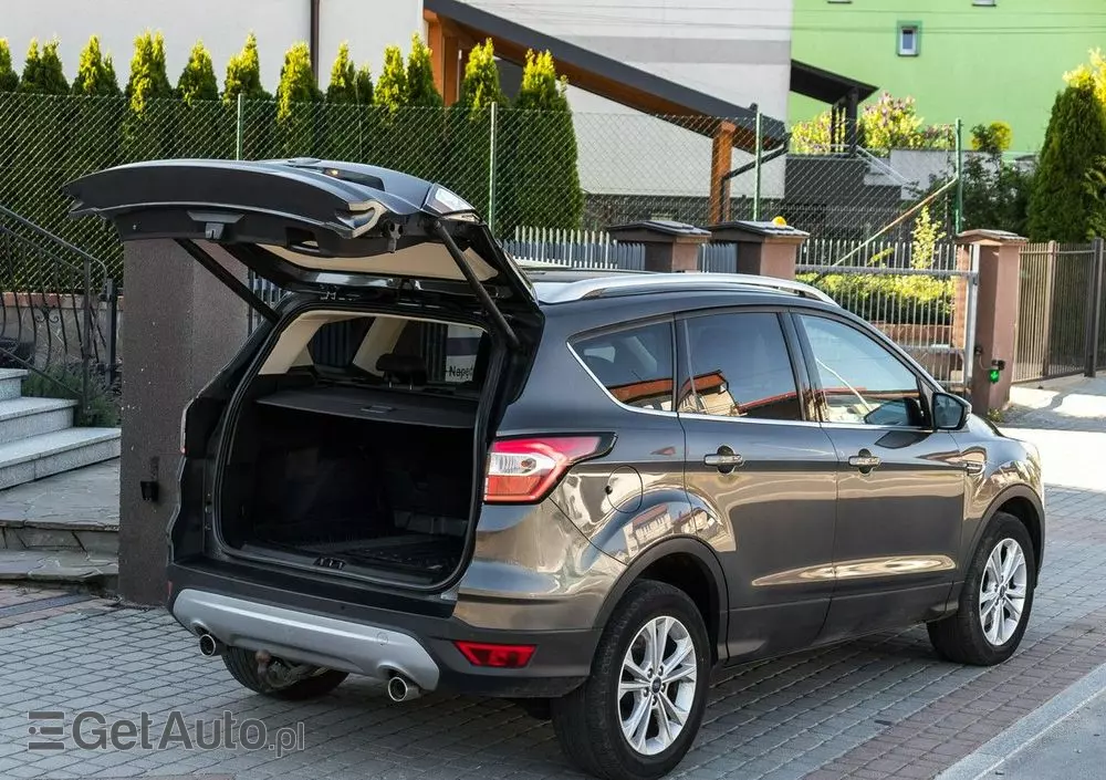 FORD Kuga 2.0 TDCi 4x4 Individual
