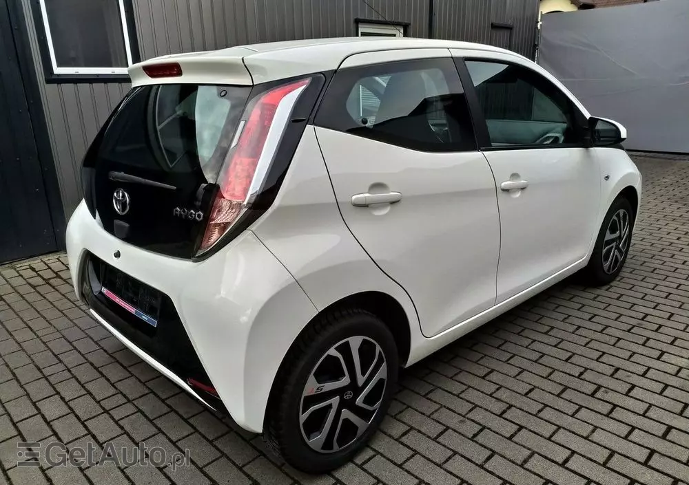 TOYOTA Aygo 1.0 VVT-i Sprint EU6