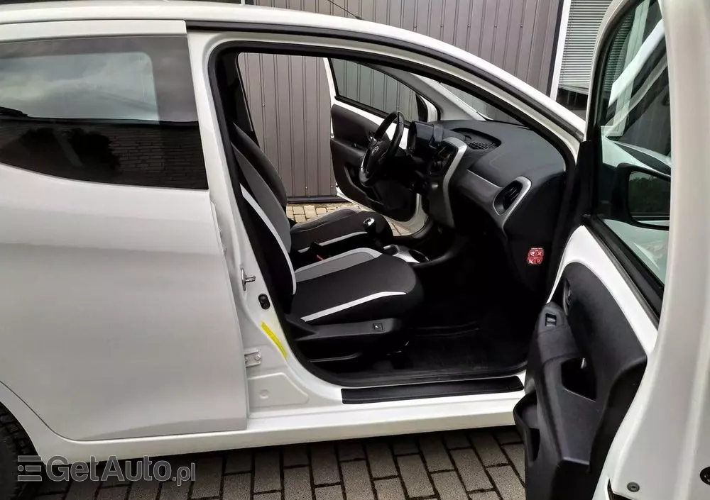 TOYOTA Aygo 1.0 VVT-i Sprint EU6