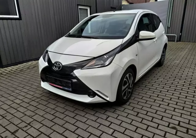 TOYOTA Aygo 1.0 VVT-i Sprint EU6