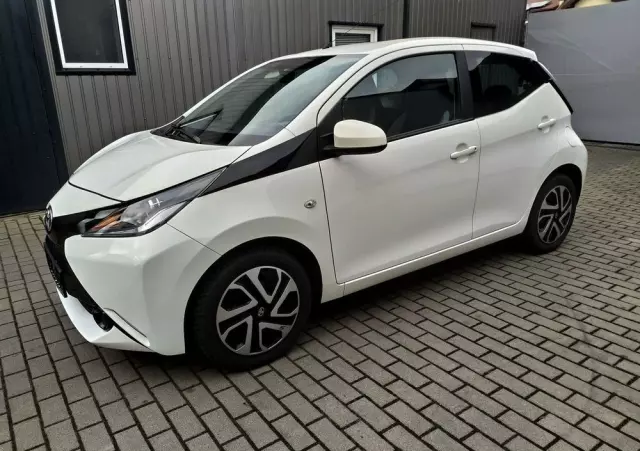 TOYOTA Aygo 1.0 VVT-i Sprint EU6
