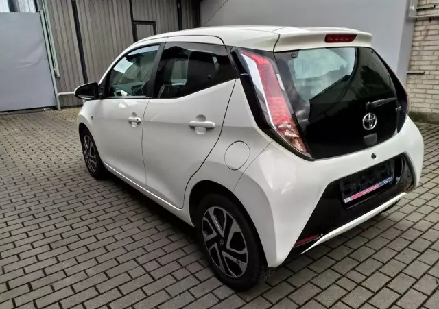 TOYOTA Aygo 1.0 VVT-i Sprint EU6