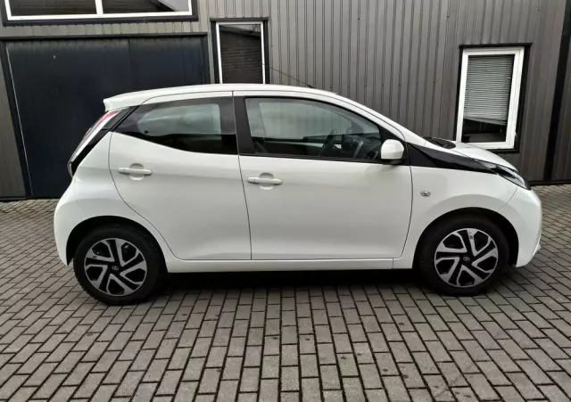 TOYOTA Aygo 1.0 VVT-i Sprint EU6